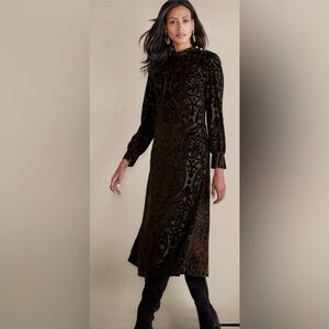 NWT Soft Surroundings Elegant Black Patterned Dress